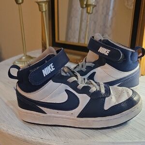 Nike Court Bourough Mid 2 Sneakers